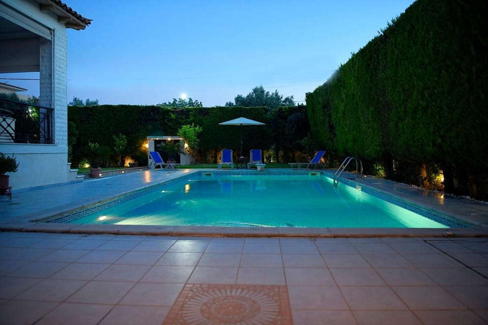 Garden, Swimming pool