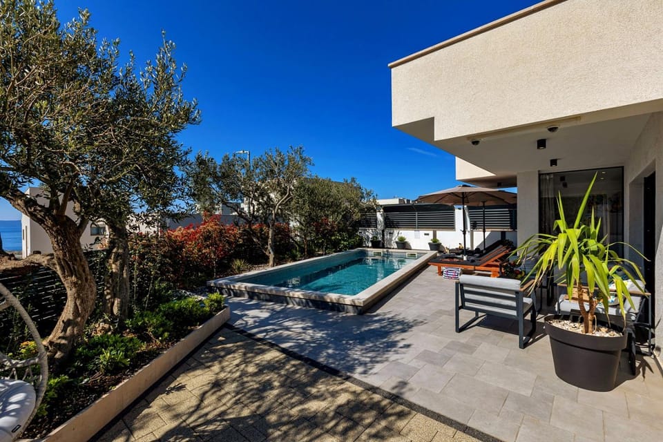Villa Festina lente a luxury villa in Makarska, heated pool Villa in Makarska