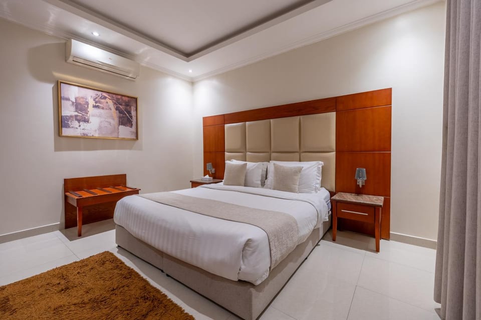 Bed, Photo of the whole room, Bedroom, towels, air conditioner