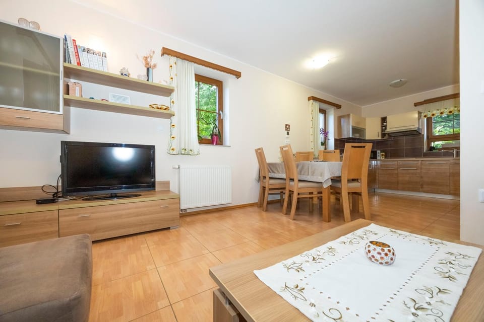 Kitchen or kitchenette, Living room, Dining area
