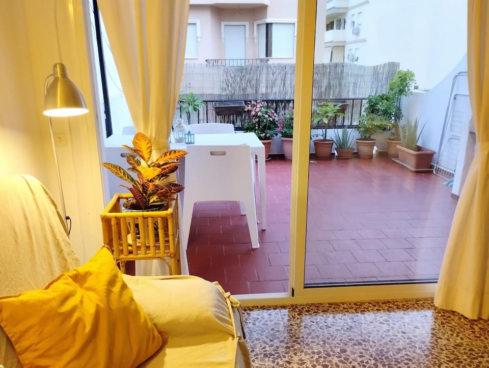 View (from property/room), Balcony/Terrace, Balcony/Terrace, Living room