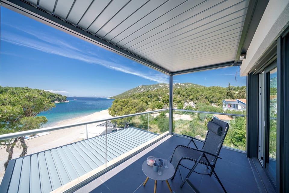 Alexandra Apartments Apartment in Tisno