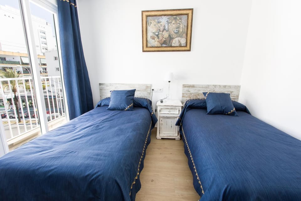 Hostal La Estrella Bed and Breakfast in Marbella