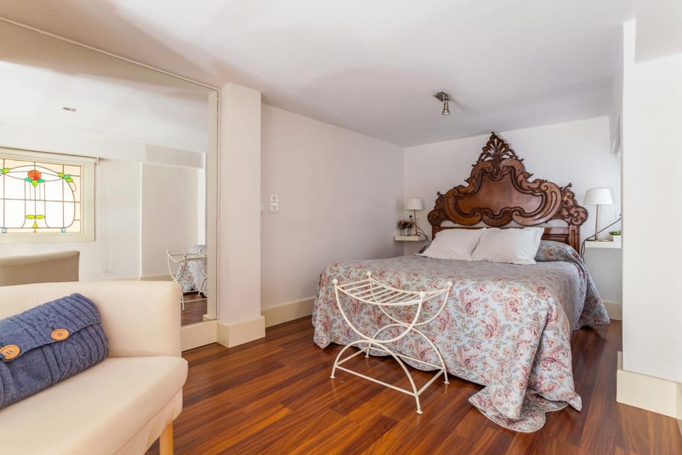 Bed, Photo of the whole room, Bedroom, bunk bed