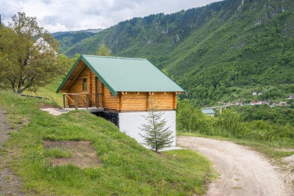 Kljajevica Orchard Country House in Zlatibor District, Serbia