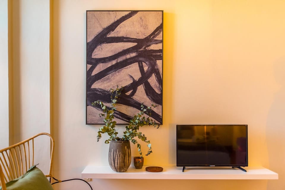 DA'HOME - Cedofeita Art Studio Apartment in Porto