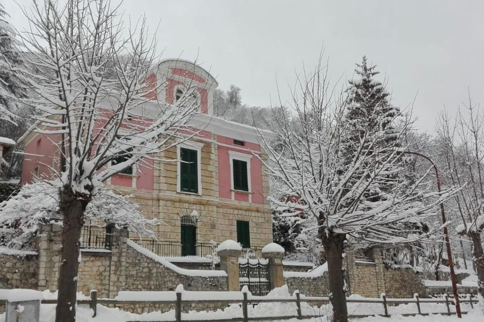 Property building, Natural landscape, Winter, Landmark view