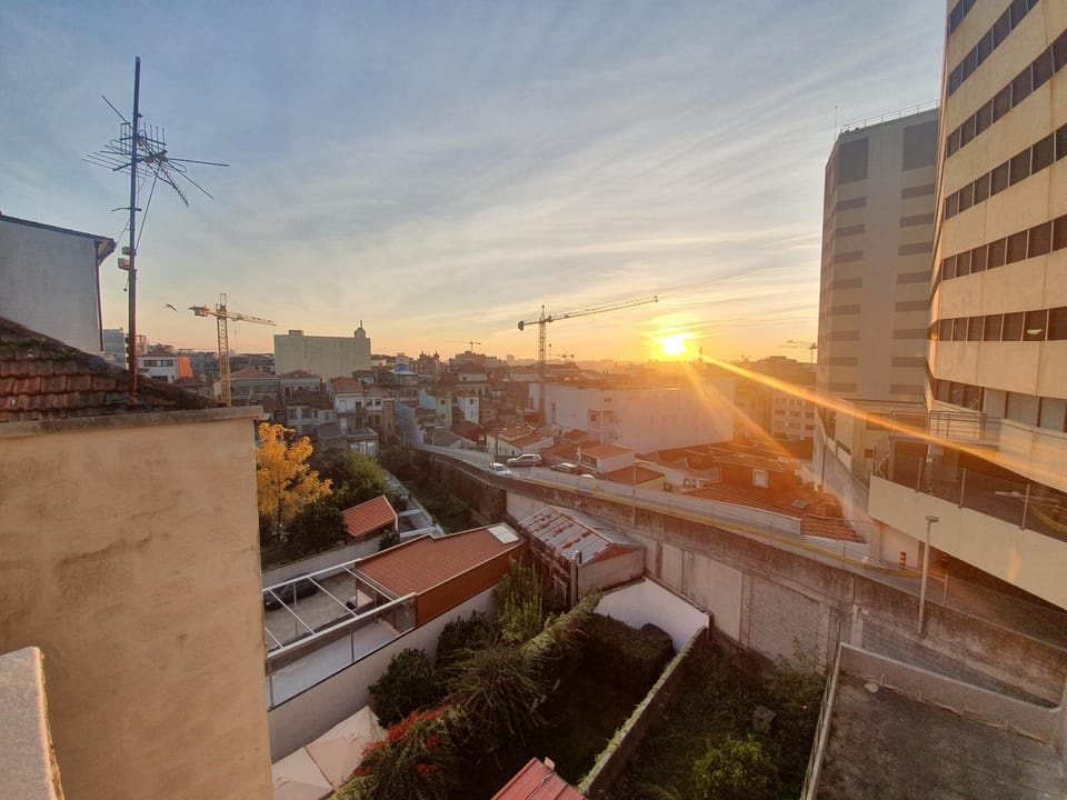 Balcony/Terrace, Balcony/Terrace, City view, Sunset