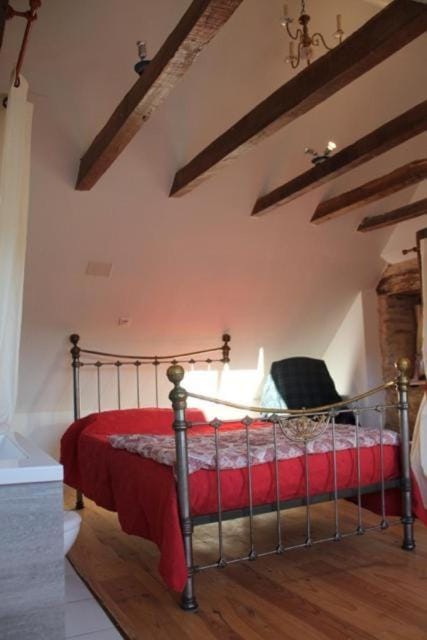Le Moulin de Benechou Bed and Breakfast in Occitanie