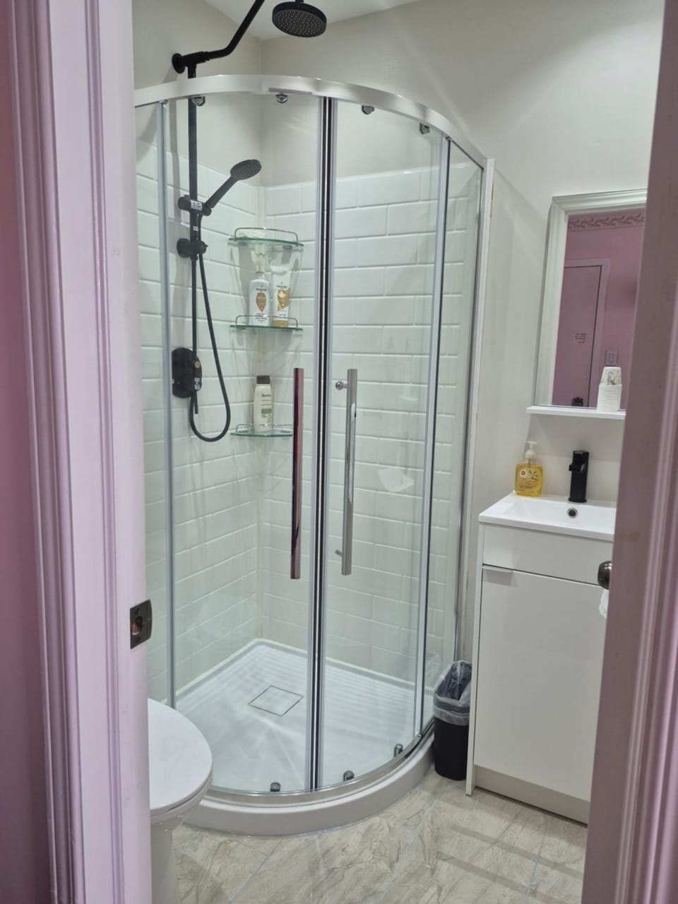 Private Room near Airport Vacation rental in Brampton