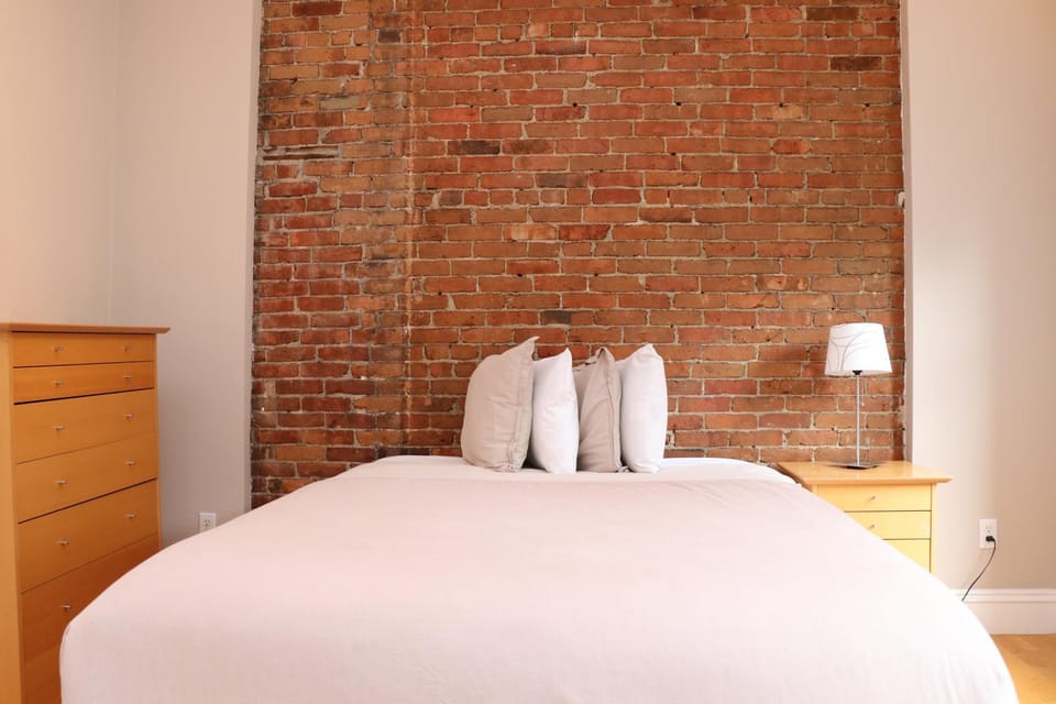 Bed, View (from property/room), Bedroom