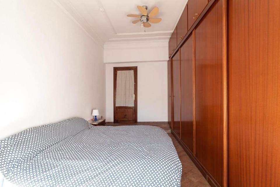 La Casa de los Espejos Vacation rental in Valencia