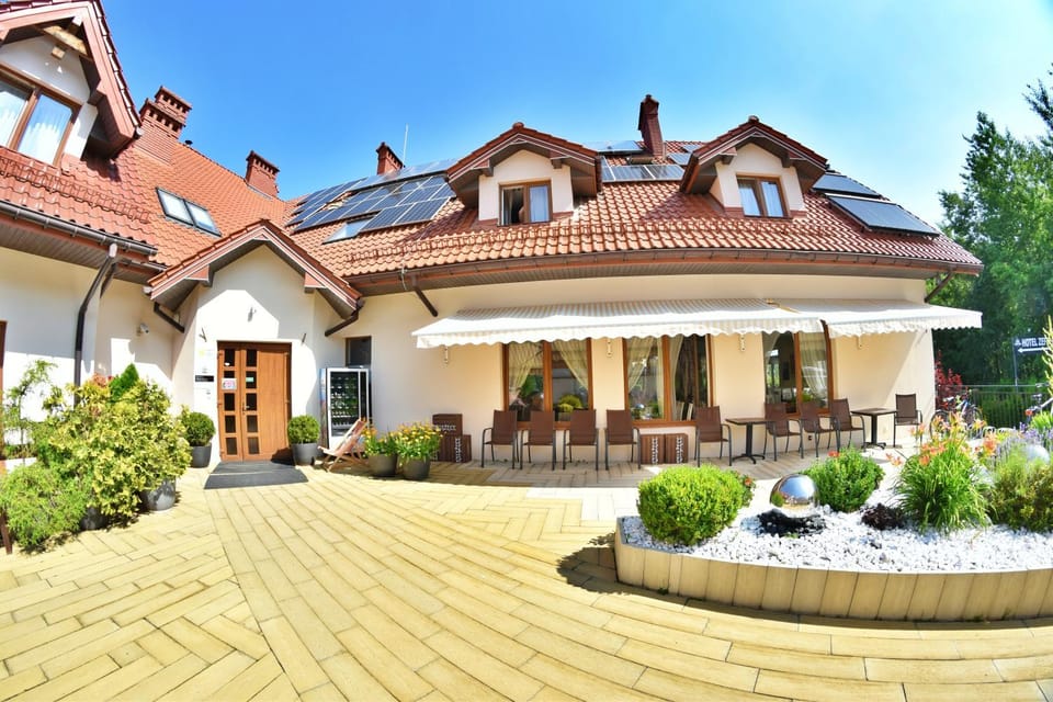 Property building, Patio