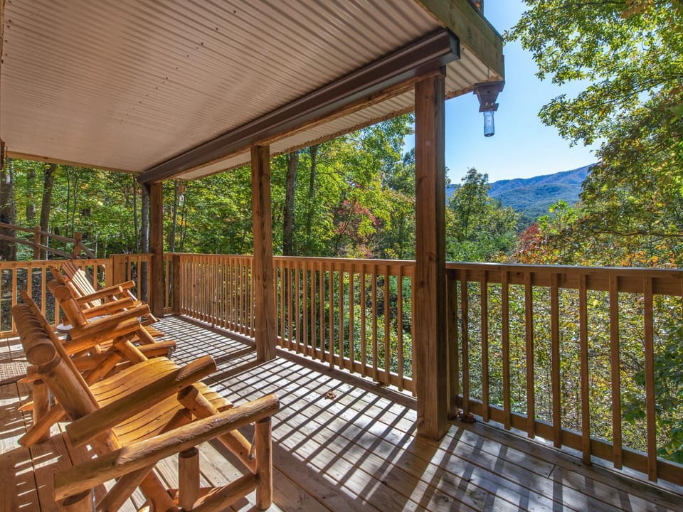 Balcony/Terrace, Seating area, Mountain view