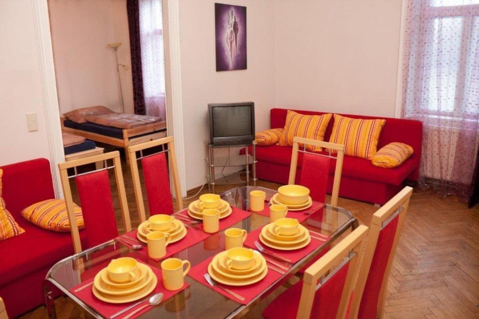 Living room, Dining area