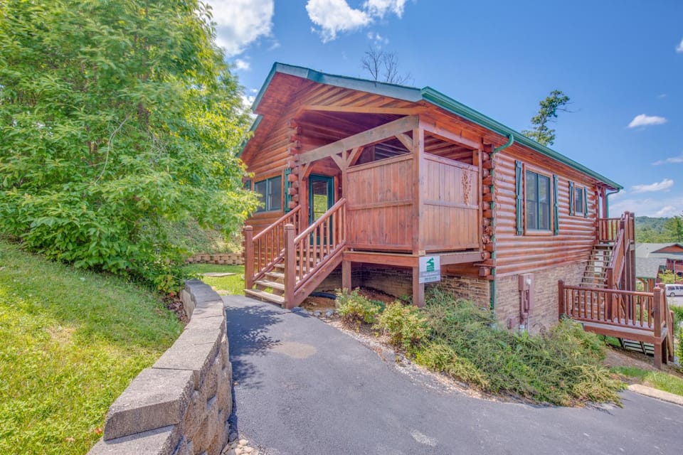 Magic Moments II House in Swain County