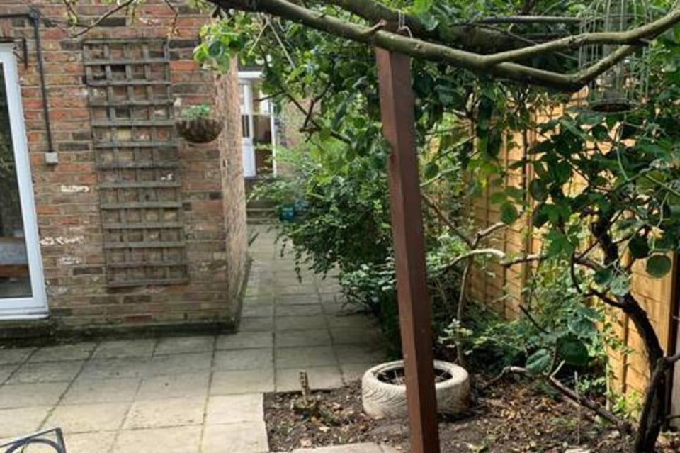 Charming 2 Bedroom Home 3 mins from Arsenal Station Apartment in London Borough of Islington