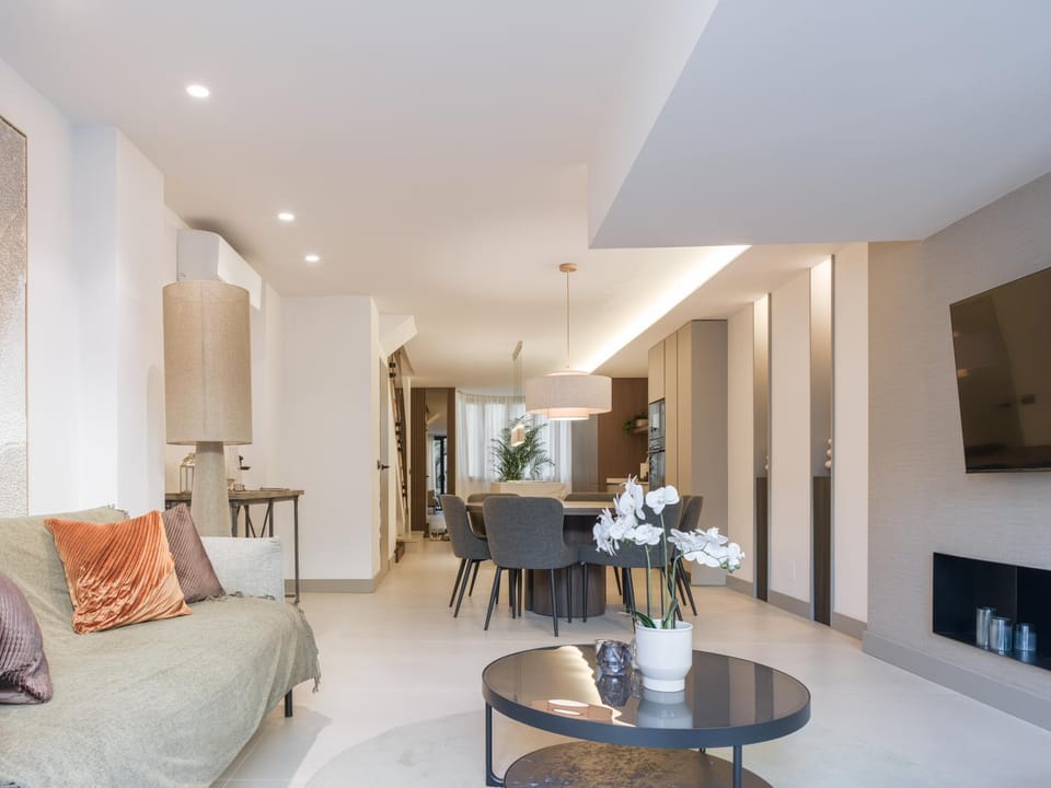 Marbella Center Beachfront with Private Patio Apartment in Marbella