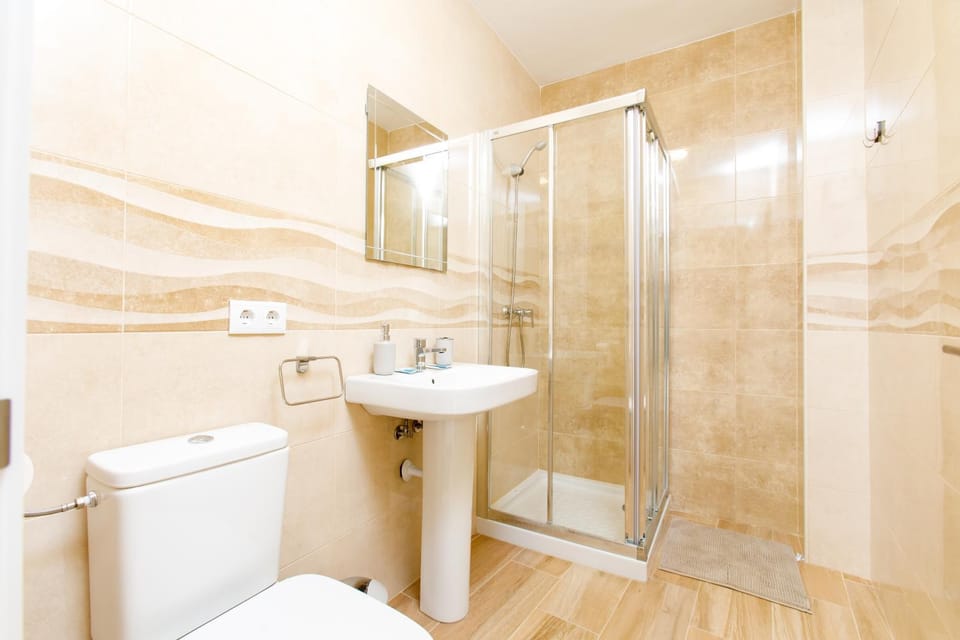 Shower, Toilet, Bathroom