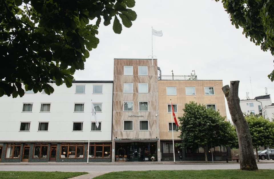 Property building, Street view