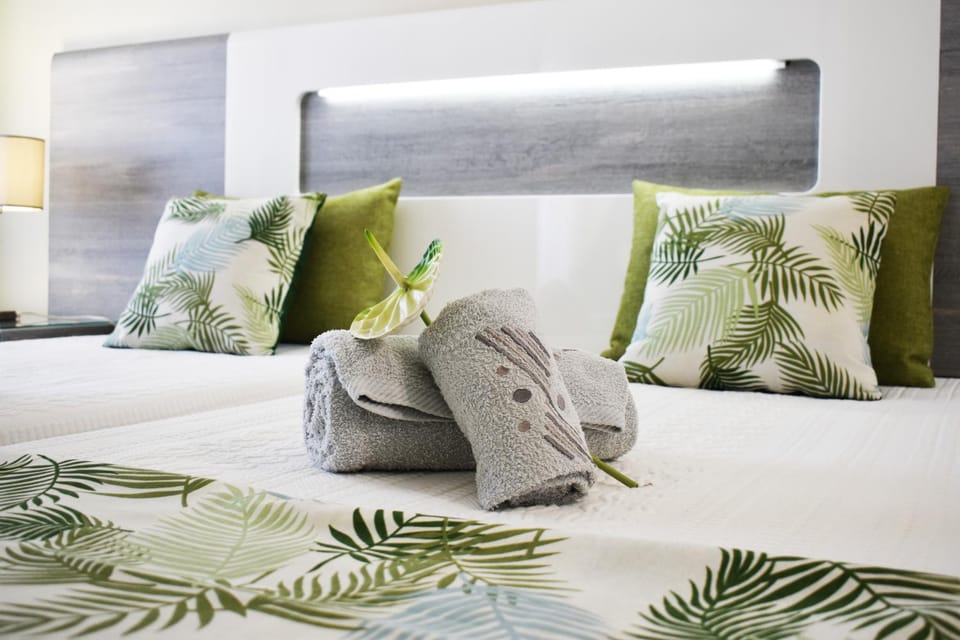Bed, Decorative detail, Bedroom