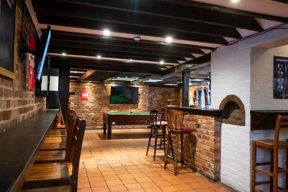 The Crown Pub & Hotel Hotel in England