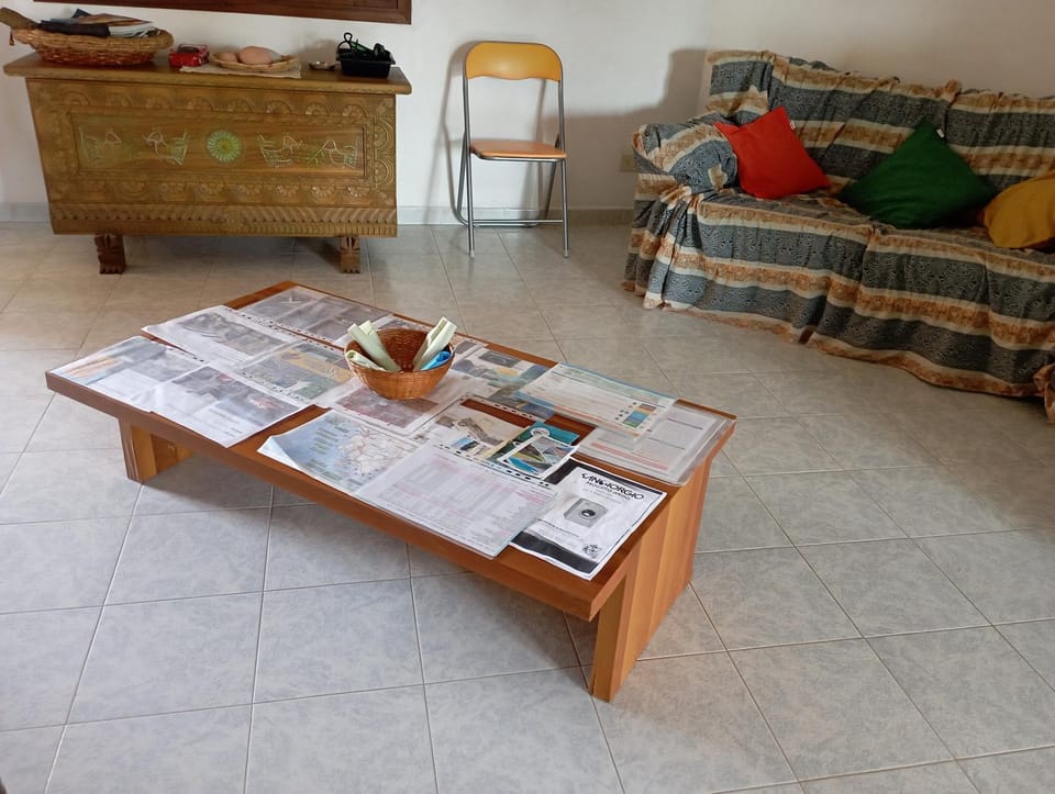 Seating area