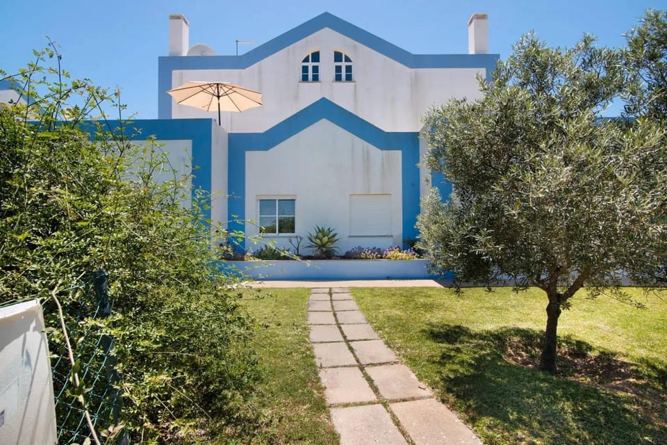 Perogil Pool Villa Apartment in Tavira