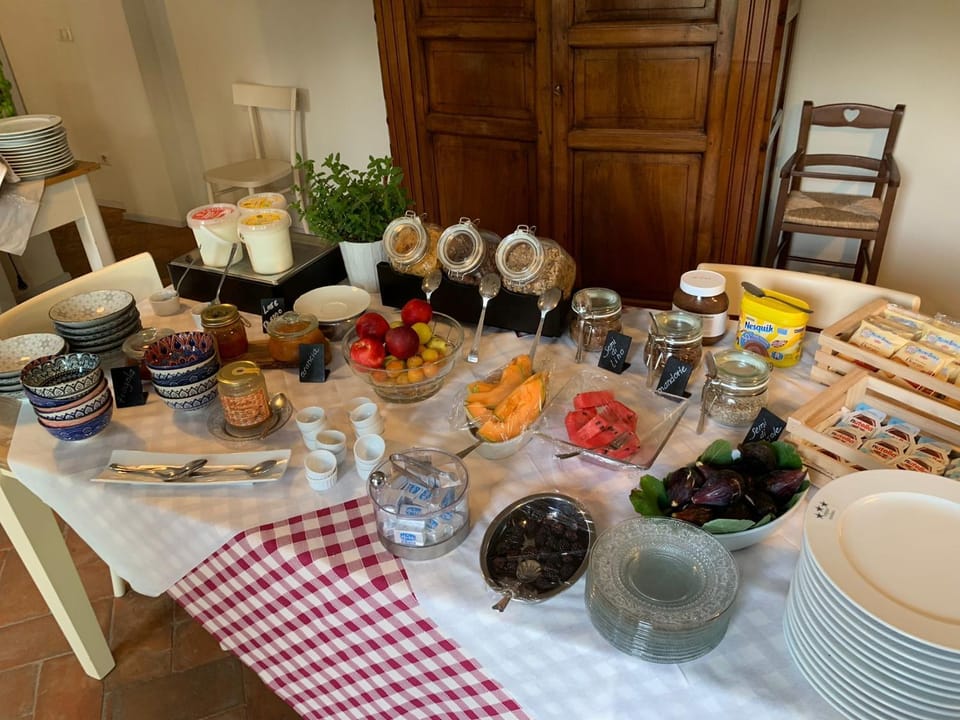 Food and drinks, Breakfast, Buffet breakfast