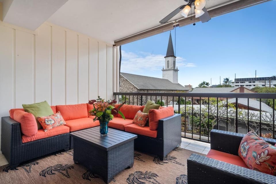 Kona Plaza#217 House in Holualoa