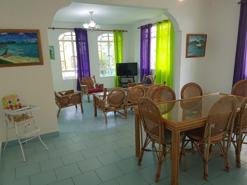 Lapiroguevilla (Tourist resident licence 03596) Apartment in Grand Baie