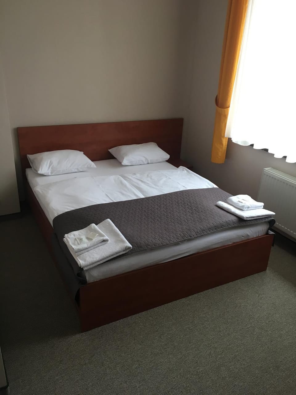 Готель Леон Hotel in Ukraine