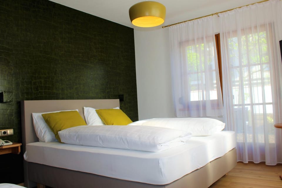 Bed, Decorative detail