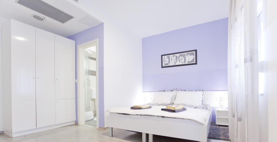Hotellux B&B Bed and Breakfast in City of Zagreb