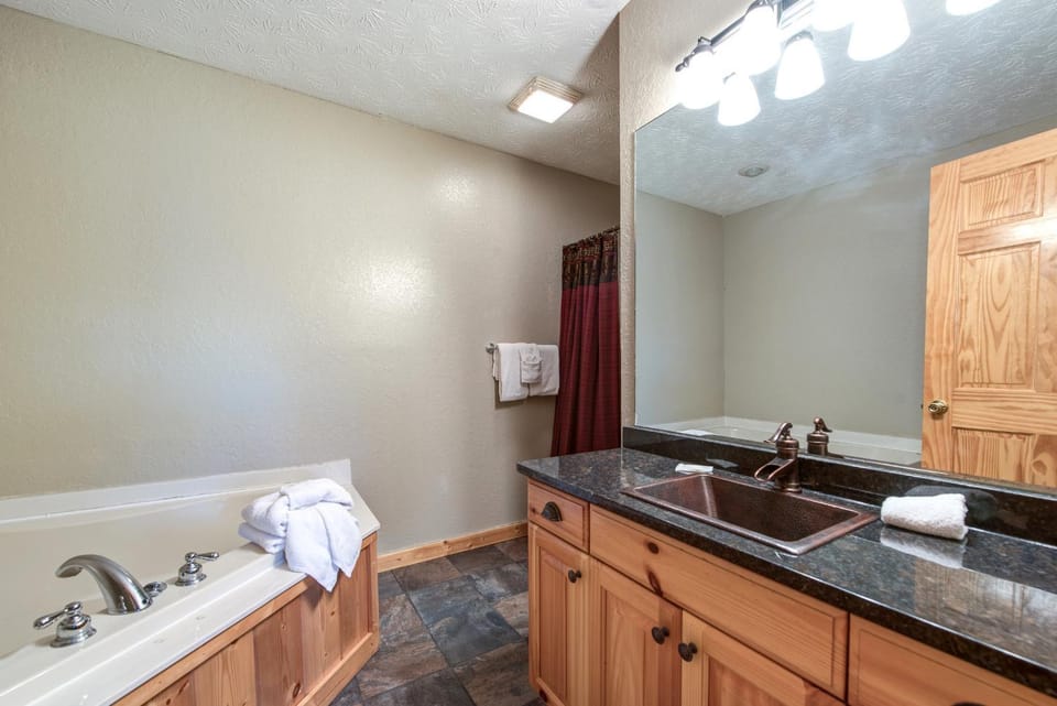 Dreamscapes House in Pittman Center