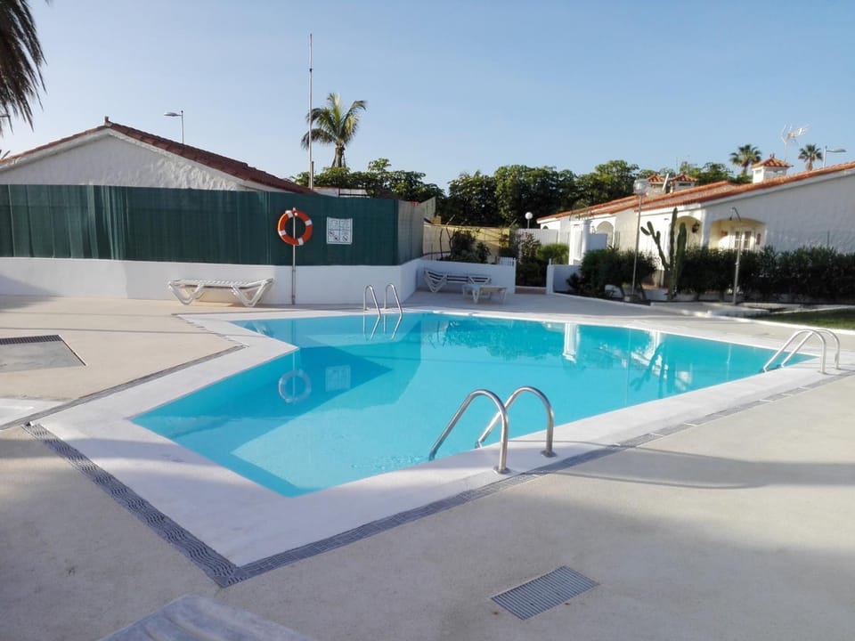 Pool view, Swimming pool, Swimming pool