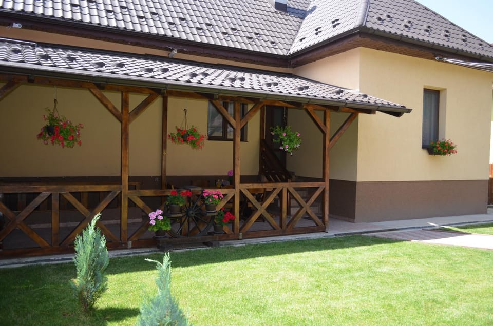 Casa Pricas Villa in Brașov County