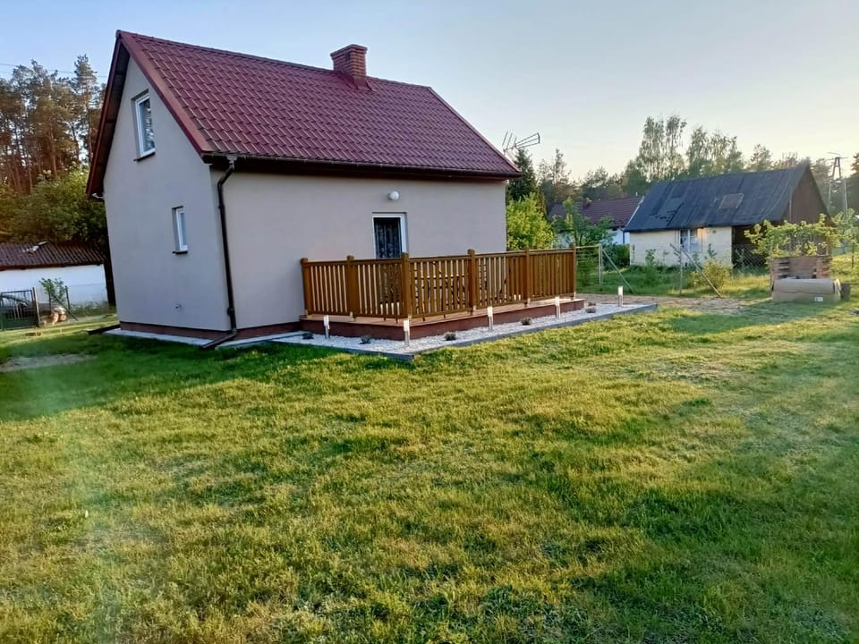 Domek - Księżyc Pod Sosnami Nature lodge in Masovian Voivodeship