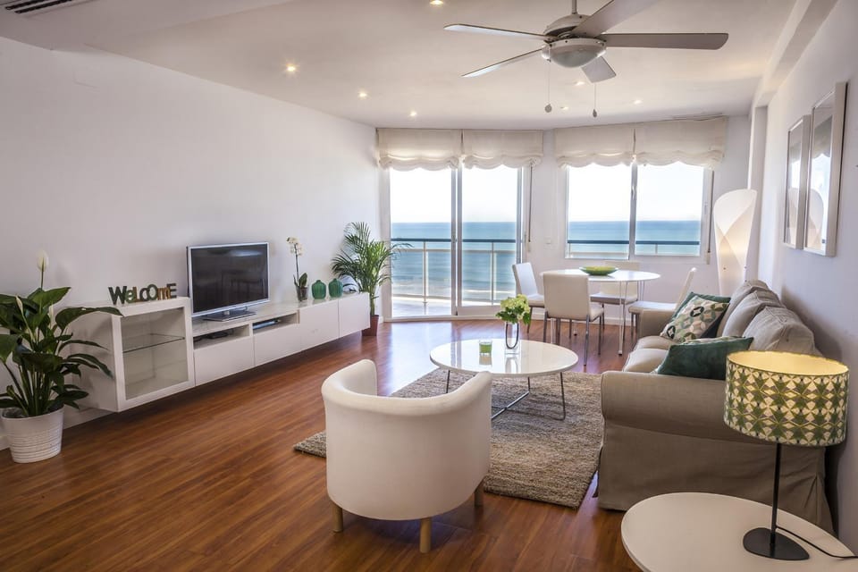 TV and multimedia, Other, Dining area
