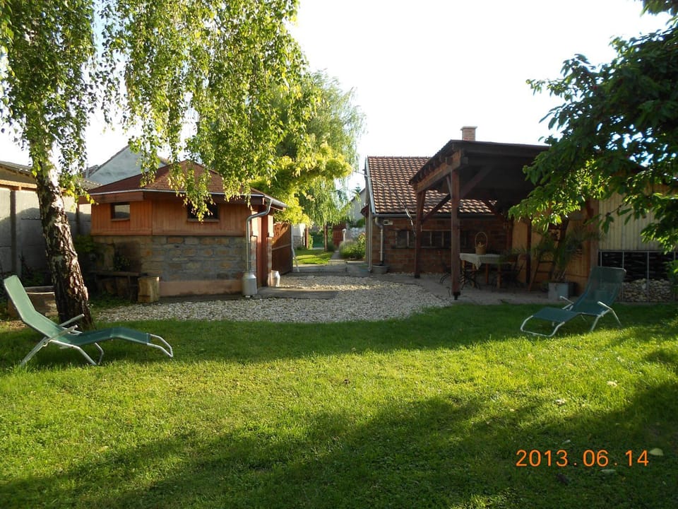 Hanytündér Vendégház Apartment in Hungary