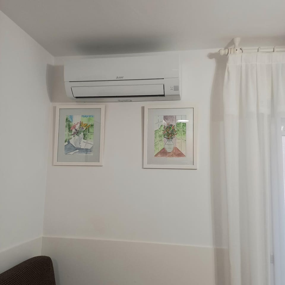 internet, air conditioner