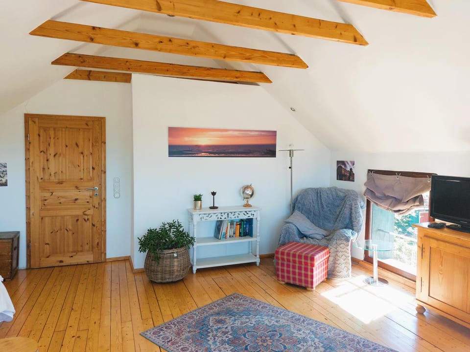 Kleines Haus mitten in der Natur mit eigener Terrasse und Sonnenbalkon Apartment in North Rhine-Westphalia