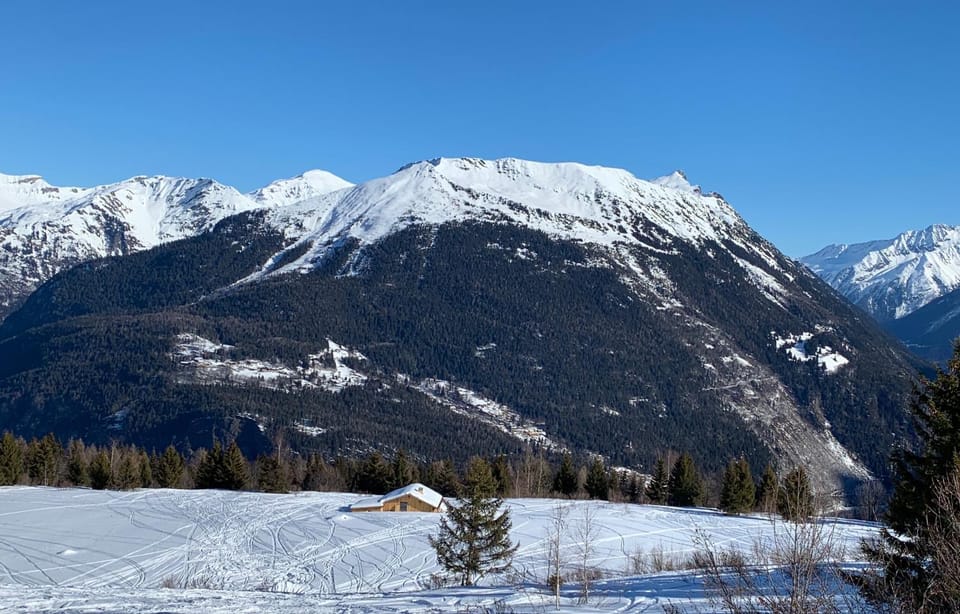 Off site, Mountain view