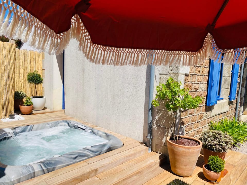 LES POIS SONT ROZ House in Perros-Guirec