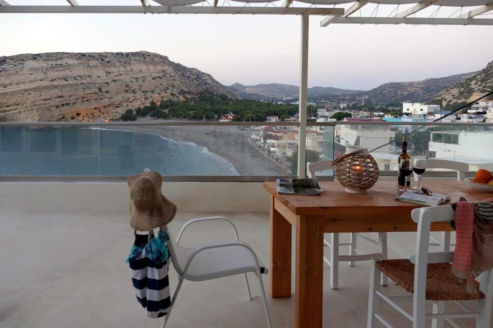 Property building, Balcony/Terrace