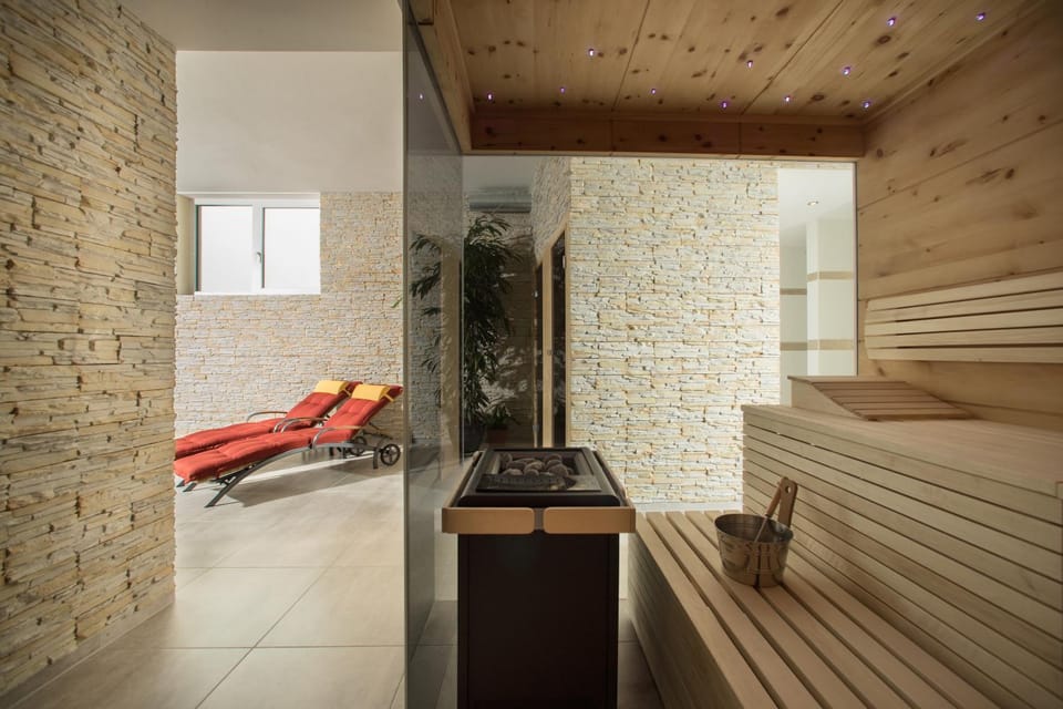 Sauna, Spa and wellness centre/facilities
