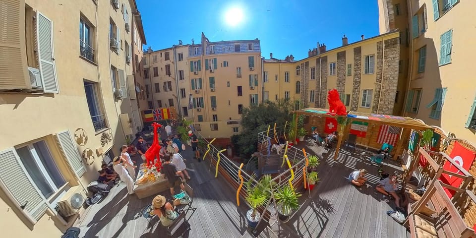 Antares hostel Hostel in Nice