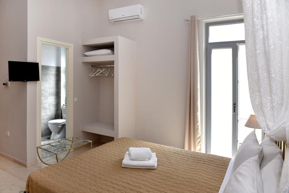 Oisyra Hotel Bed and Breakfast in Decentralized Administration of the Aegean