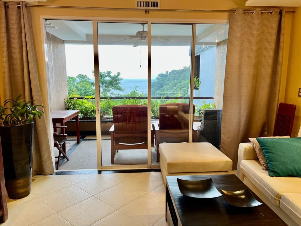 Natural landscape, View (from property/room), Balcony/Terrace, Living room, Seating area
