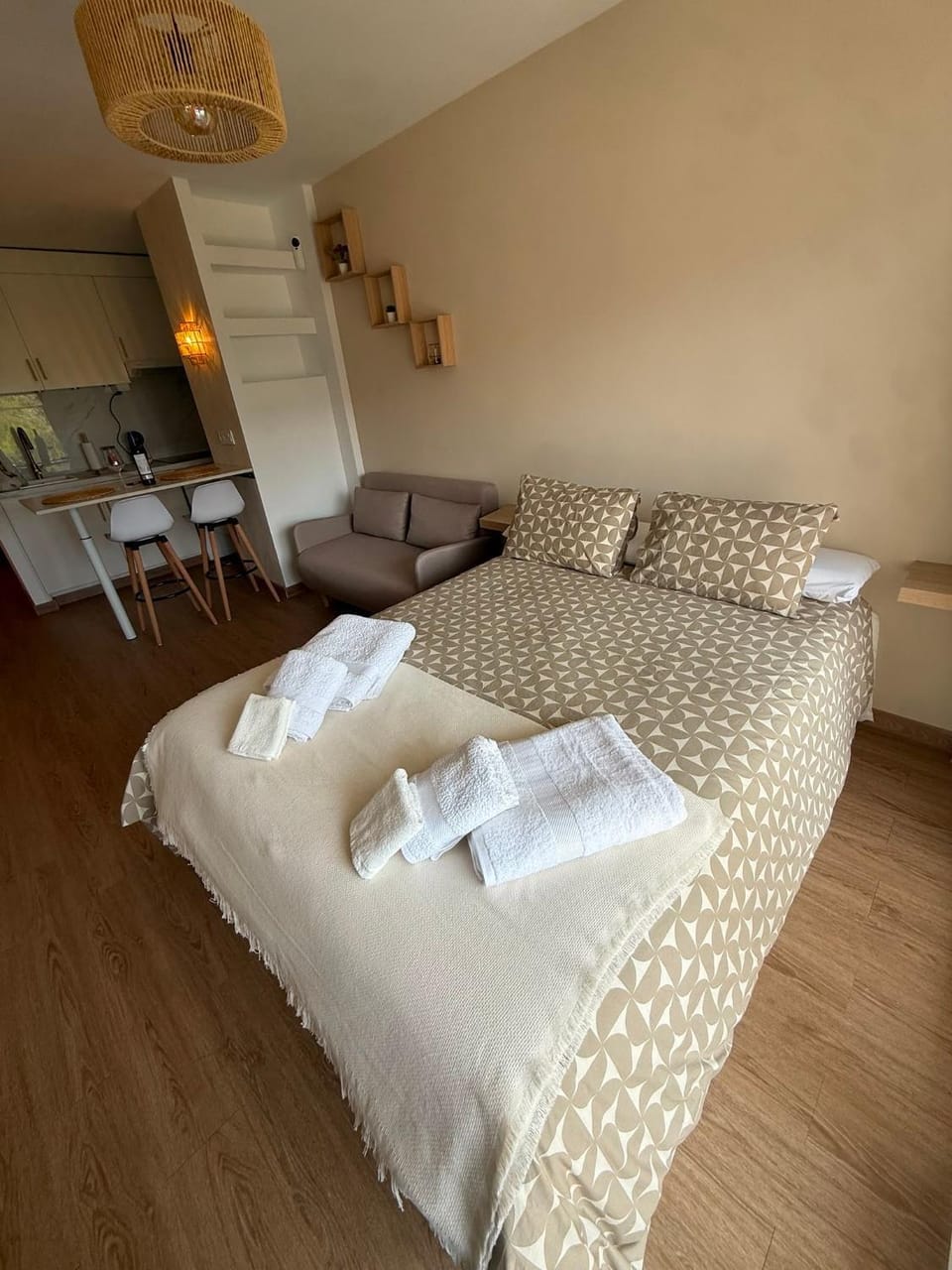 Calahonda apartamento a 150 metros de la playa Nueva Gerencia Apartment in Sitio de Calahonda